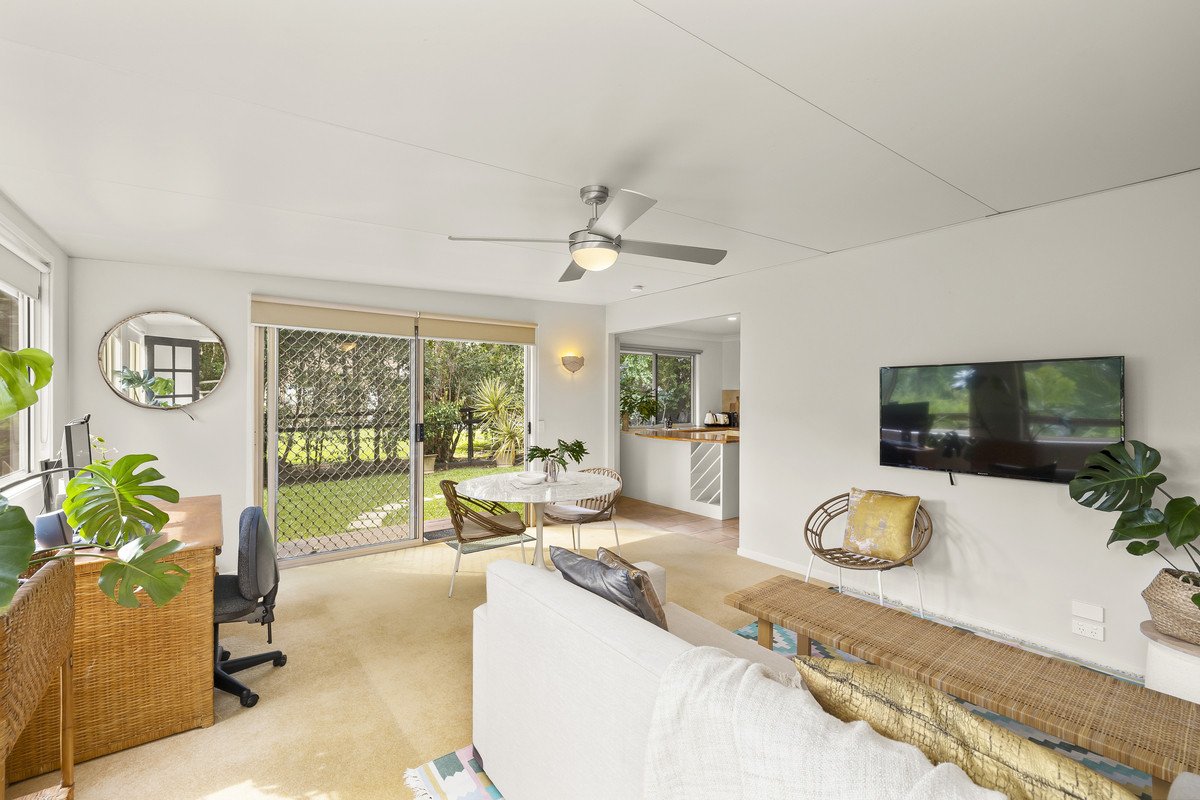 Flat 1/13 Northbow Court Tallebudgera 6