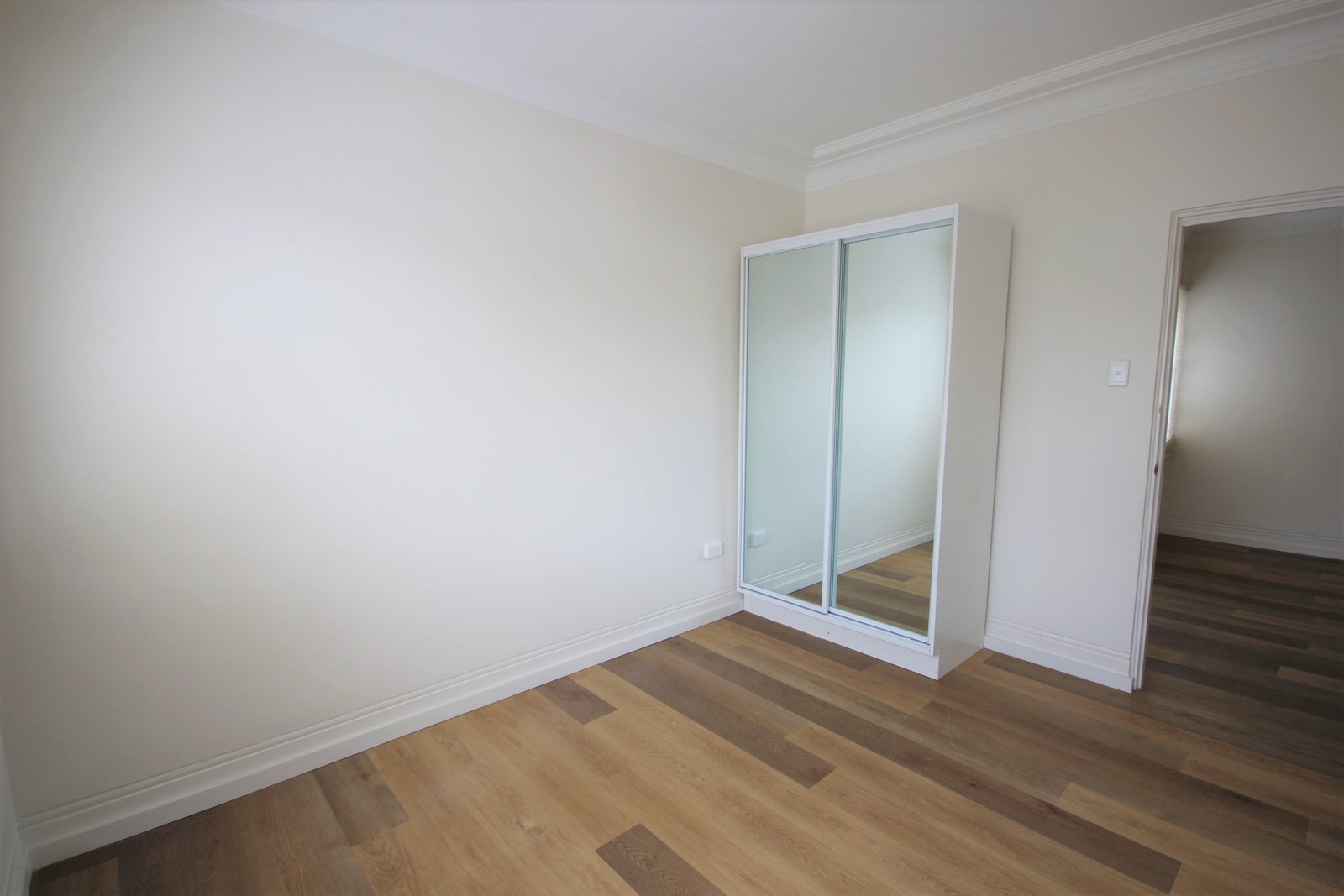 Flat 1/288 Kingsgrove Road KINGSGROVE 4