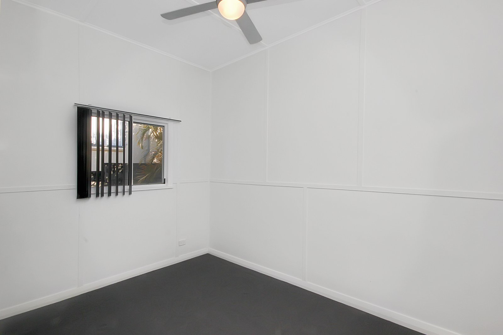 Flat 1/61 Bold Street LAURIETON 4