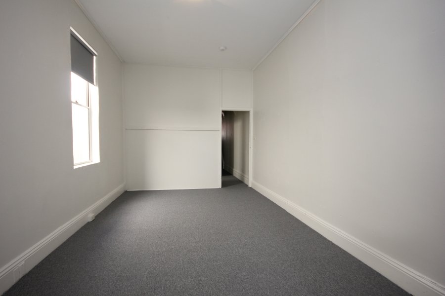 Flat 1/65 New Canterbury Road PETERSHAM 2