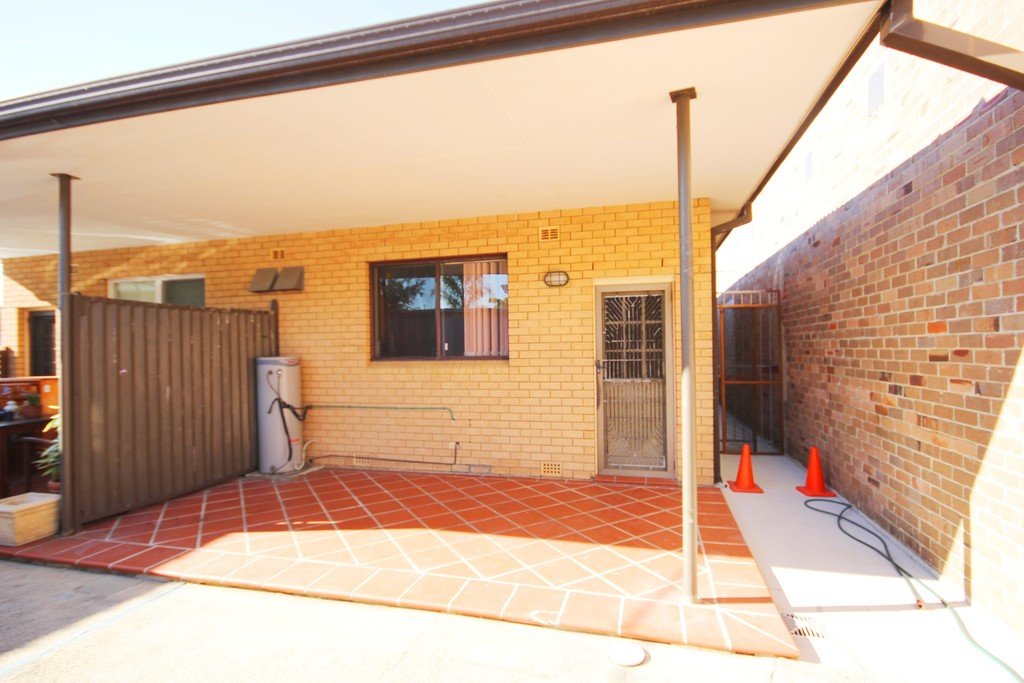 Flat 2/333 Princes Highway CARLTON 1