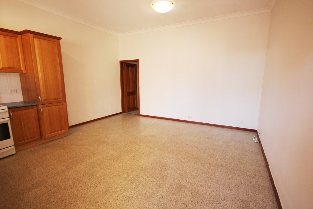 Flat 2/333 Princes Highway CARLTON 3