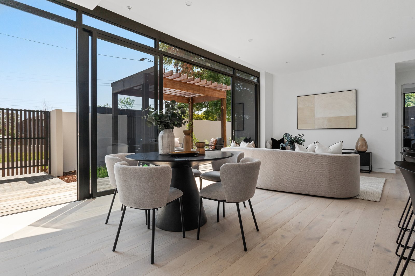 Gallery: G01/184 Huntingdale Road