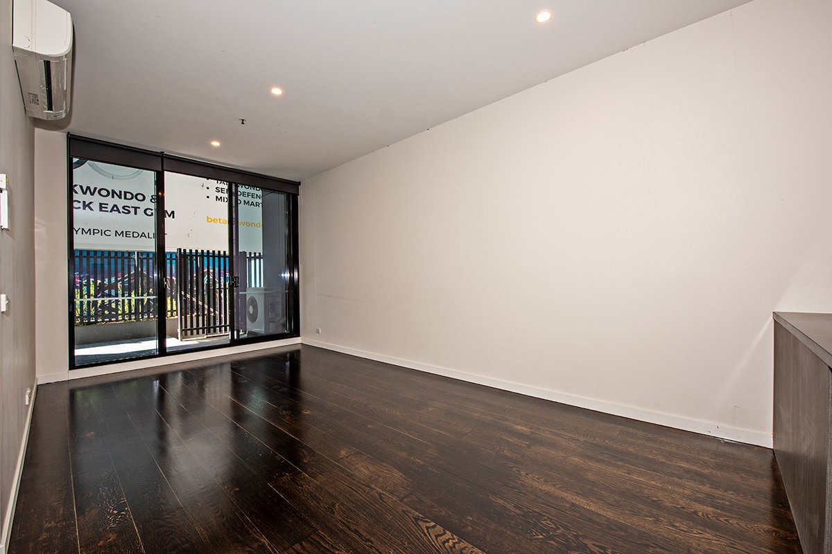 Gallery: g01/26 Lygon Street