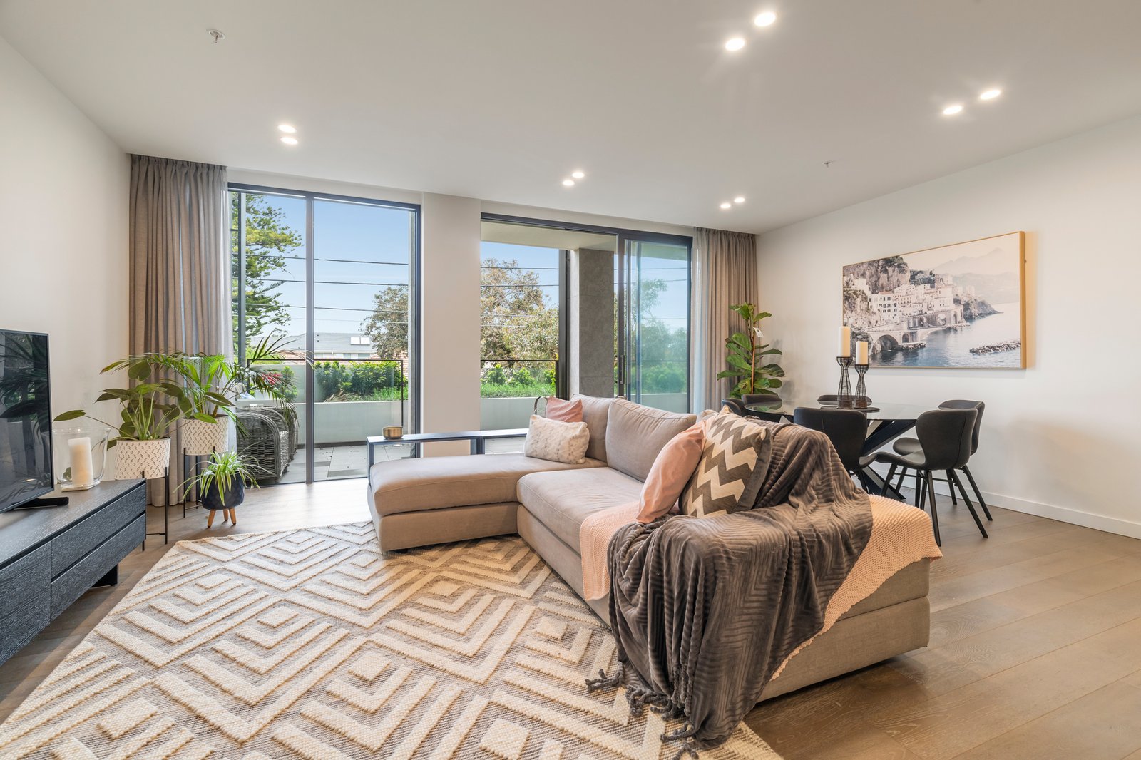 Gallery: G01/43 Crisp Street