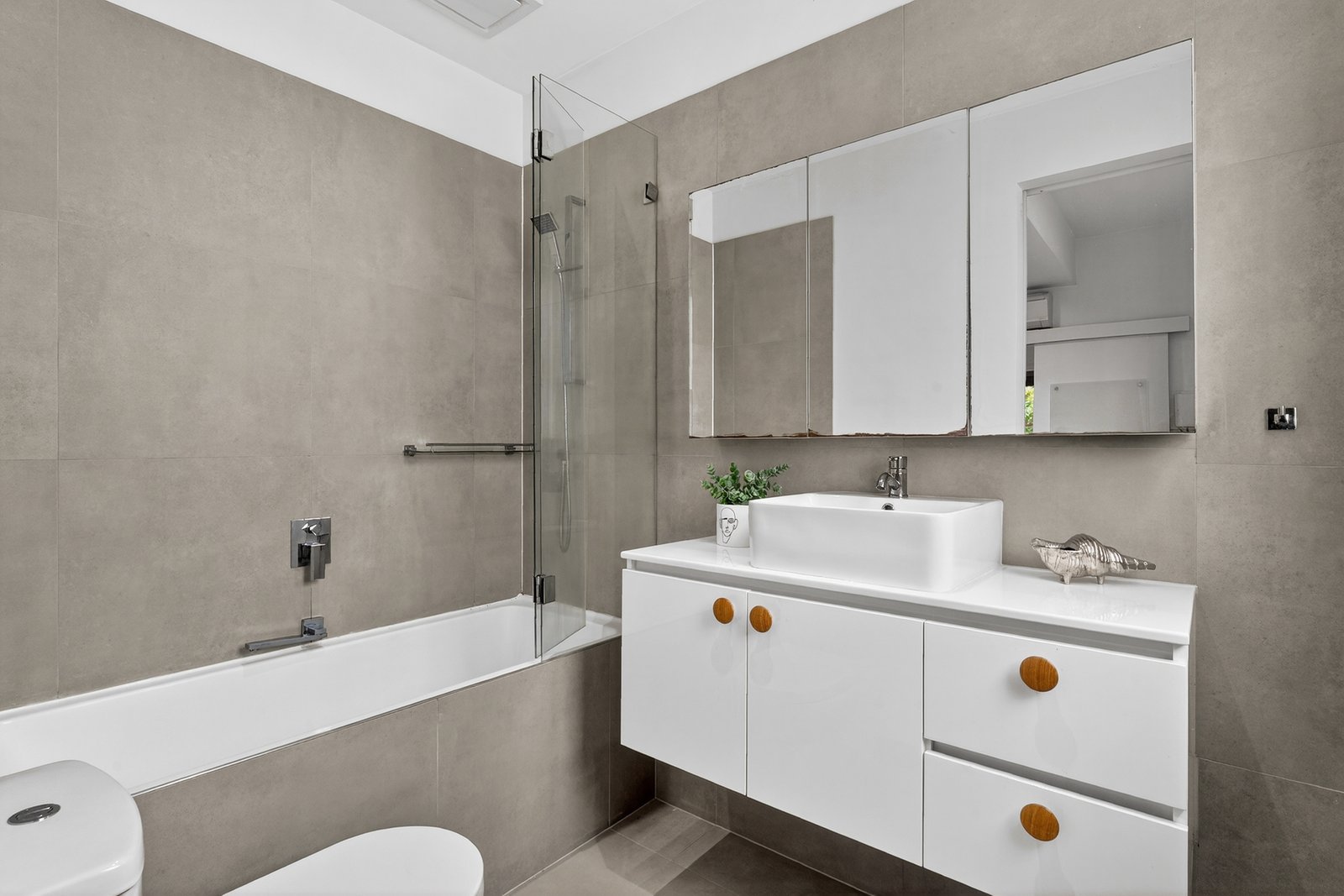 Real Estate and Property in G02/13 Wilton Grove, Elwood, VIC