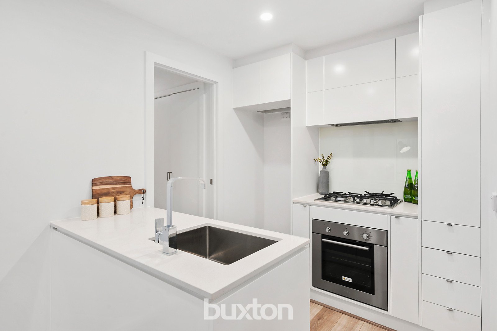 Gallery: G02/35 Tennyson Street