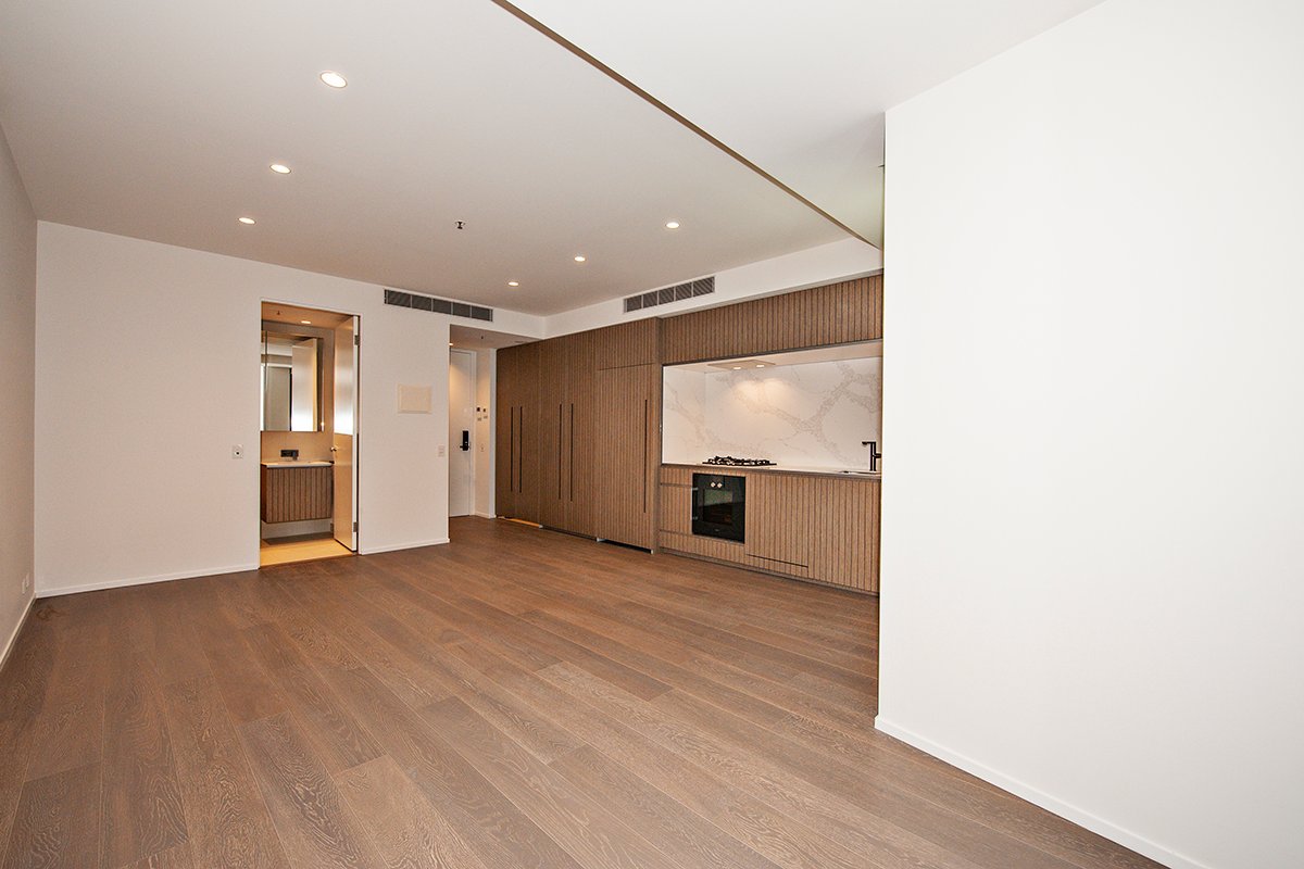 Gallery: G02/627 Victoria Street