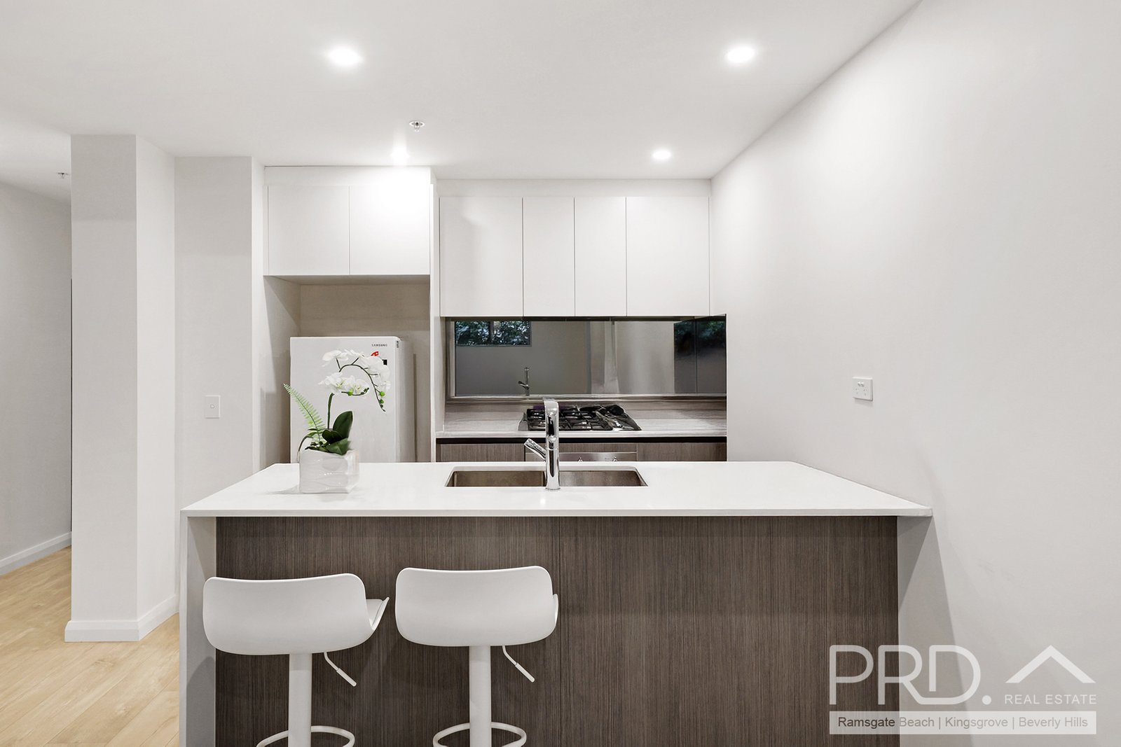 G02/70 Regent Street KOGARAH 2