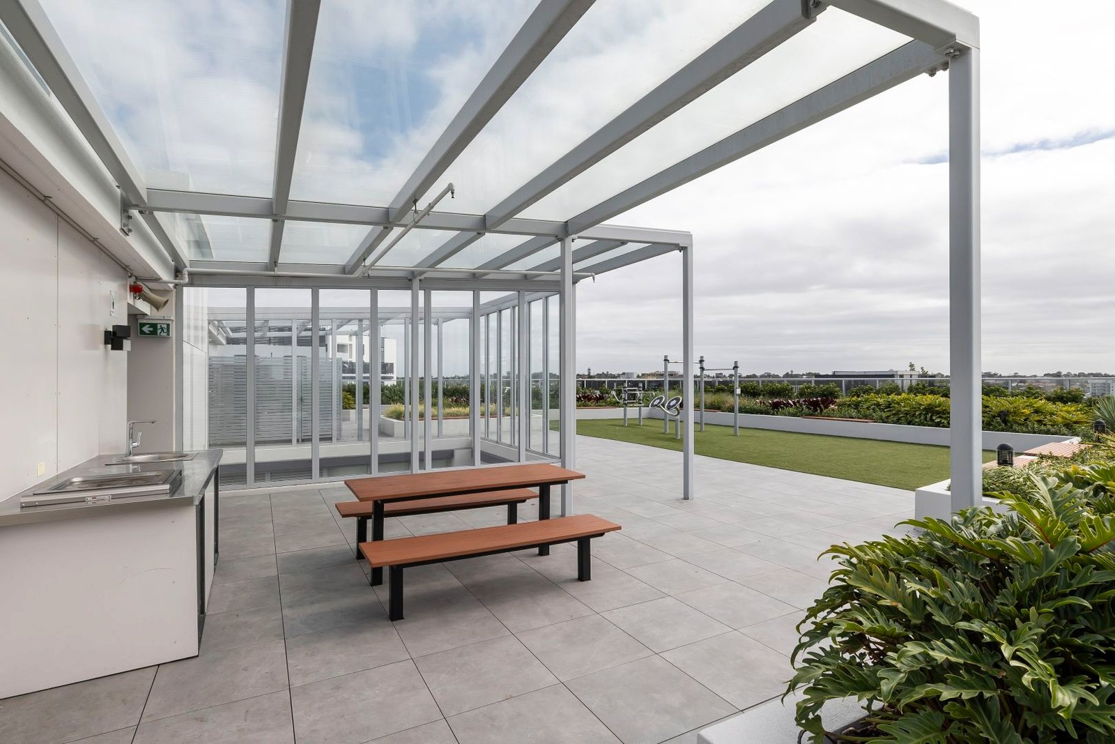 G02/70 Regent Street KOGARAH 7