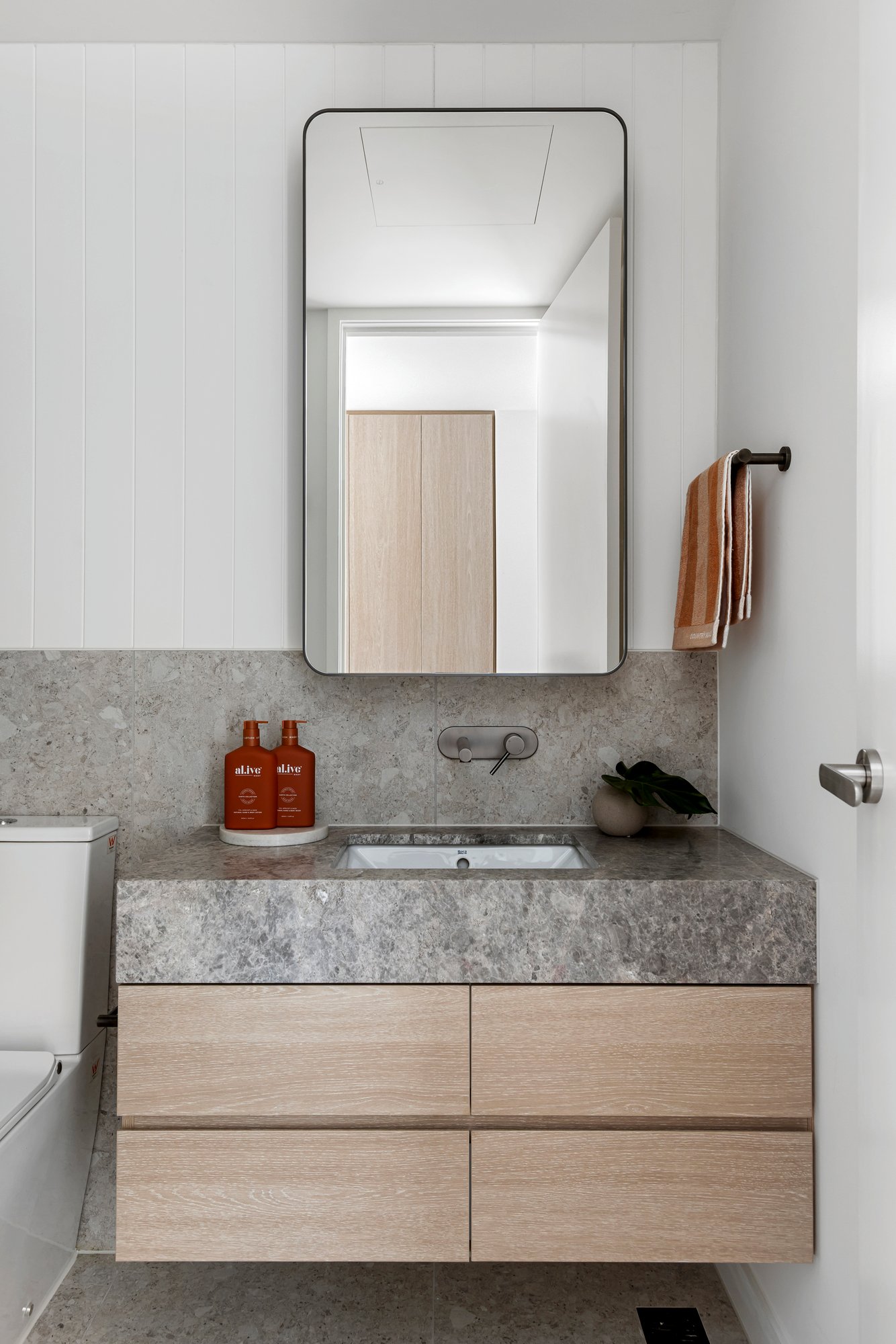 Real Estate and Property in G03/9 Ocean Street, Hampton, VIC