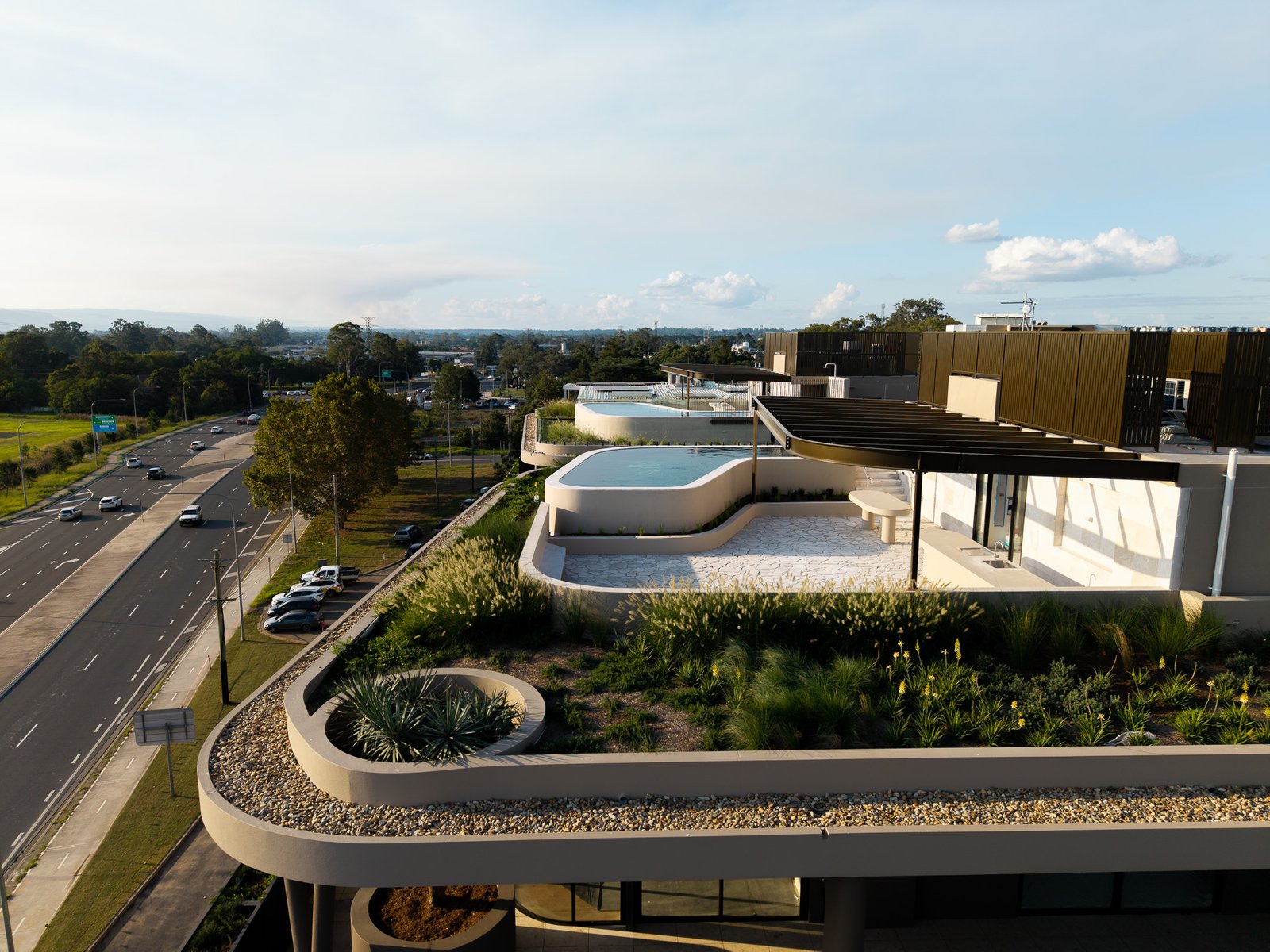 G04/10B John Tipping Grove PENRITH 9