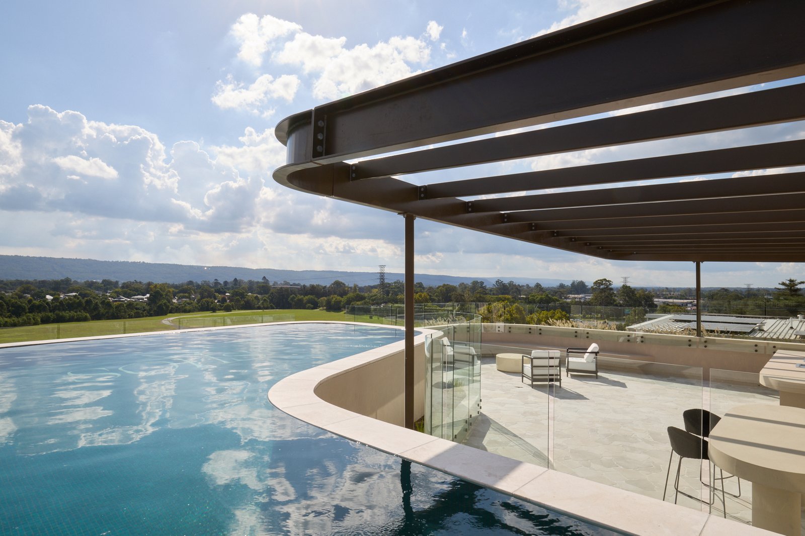 G04/10B John Tipping Grove PENRITH 14