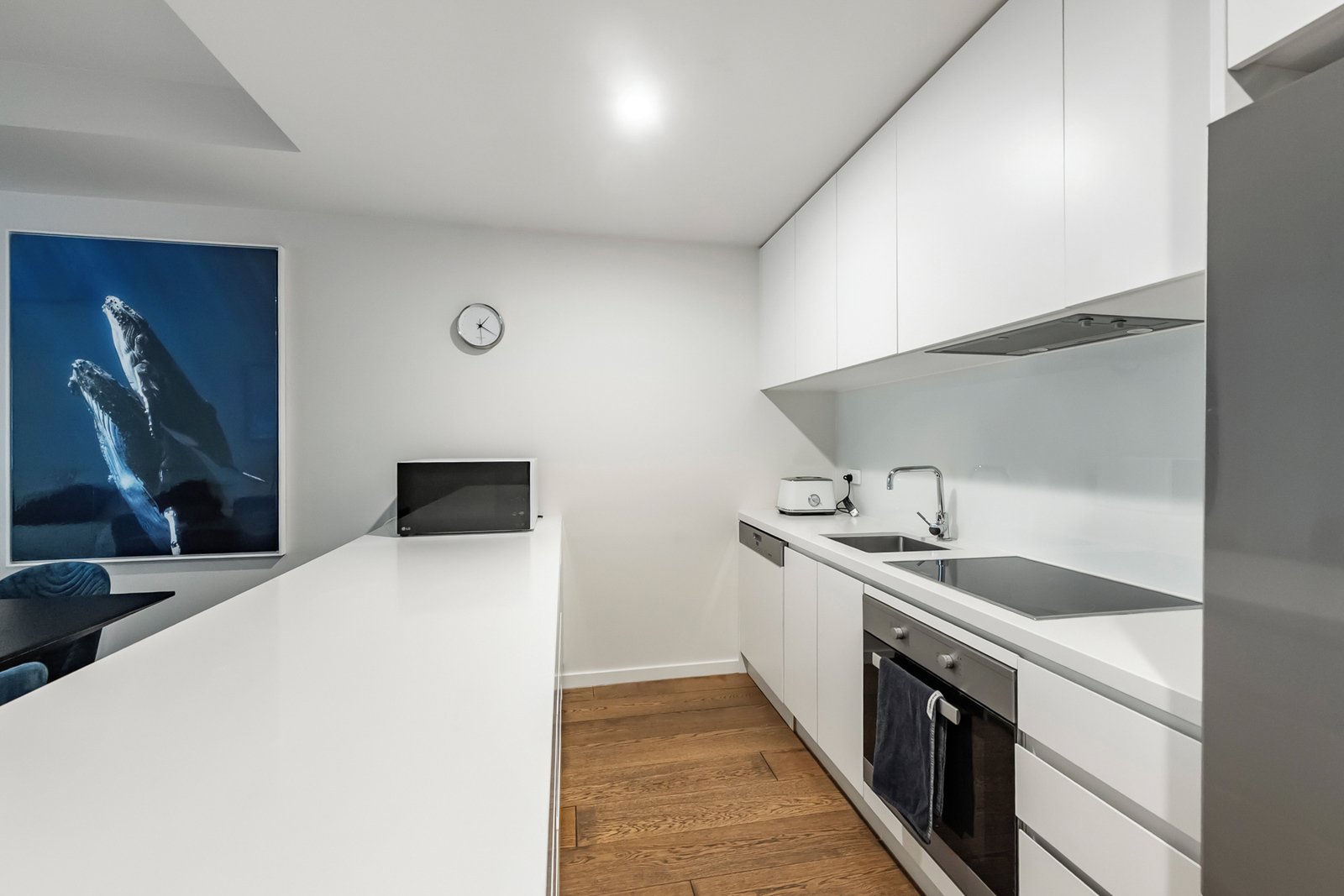 Gallery: G04/15 Small Street
