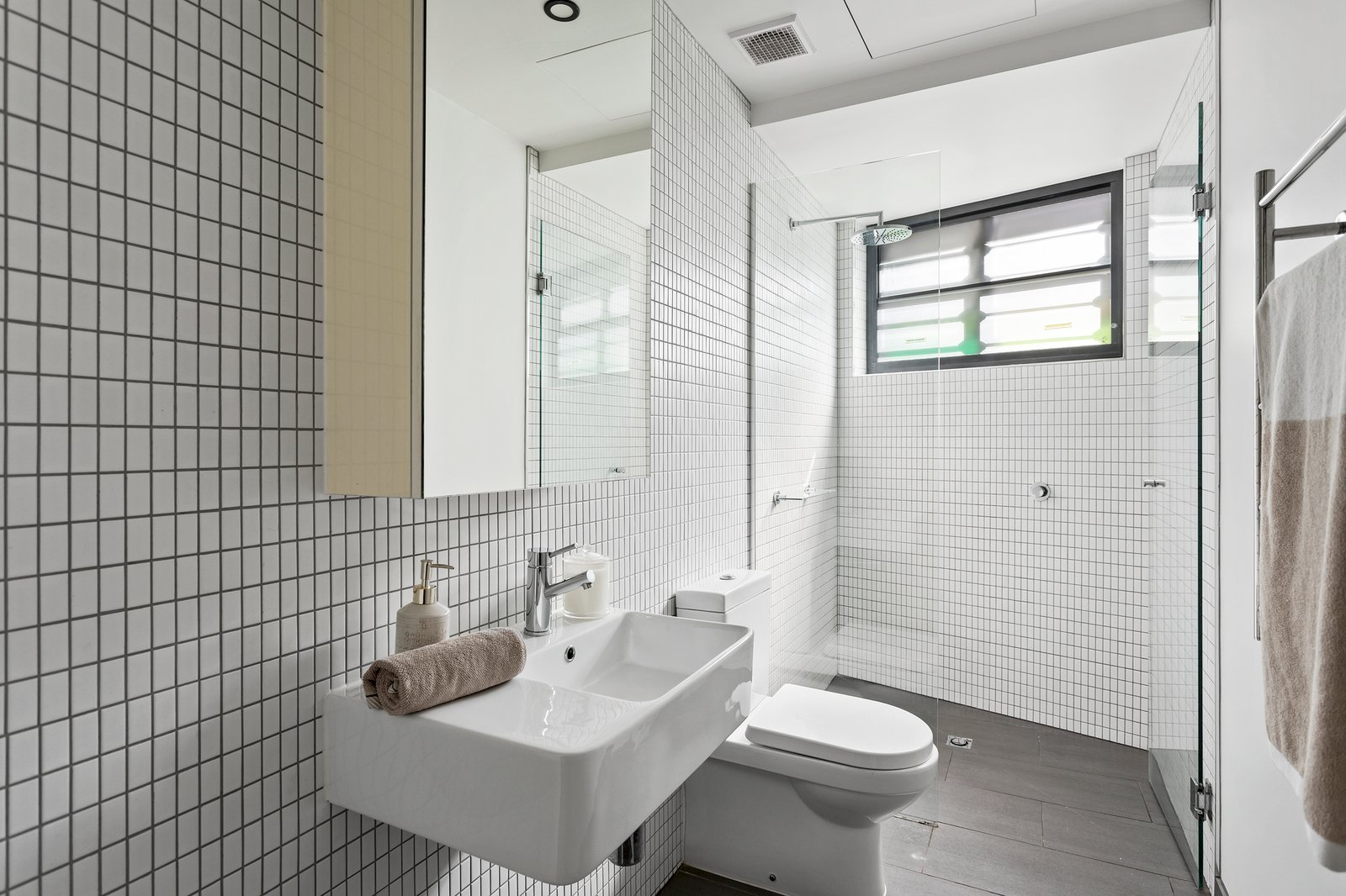 Real Estate and Property in G04/17 Ellesmere Road, Windsor, VIC