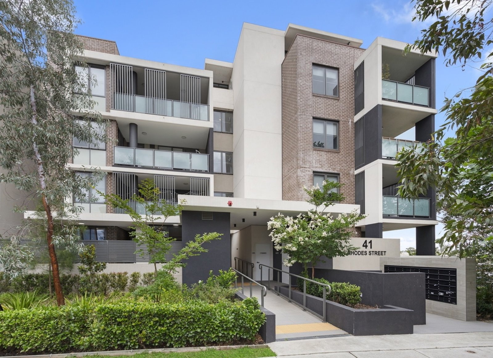 G04/41 Rhodes Street HILLSDALE 1