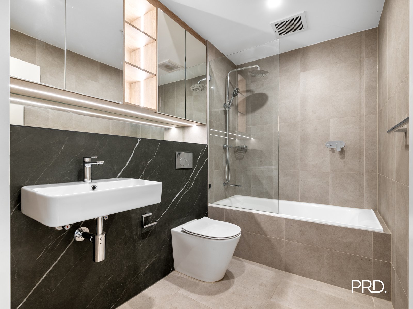 G04/4C Retreat Drive PENRITH 12