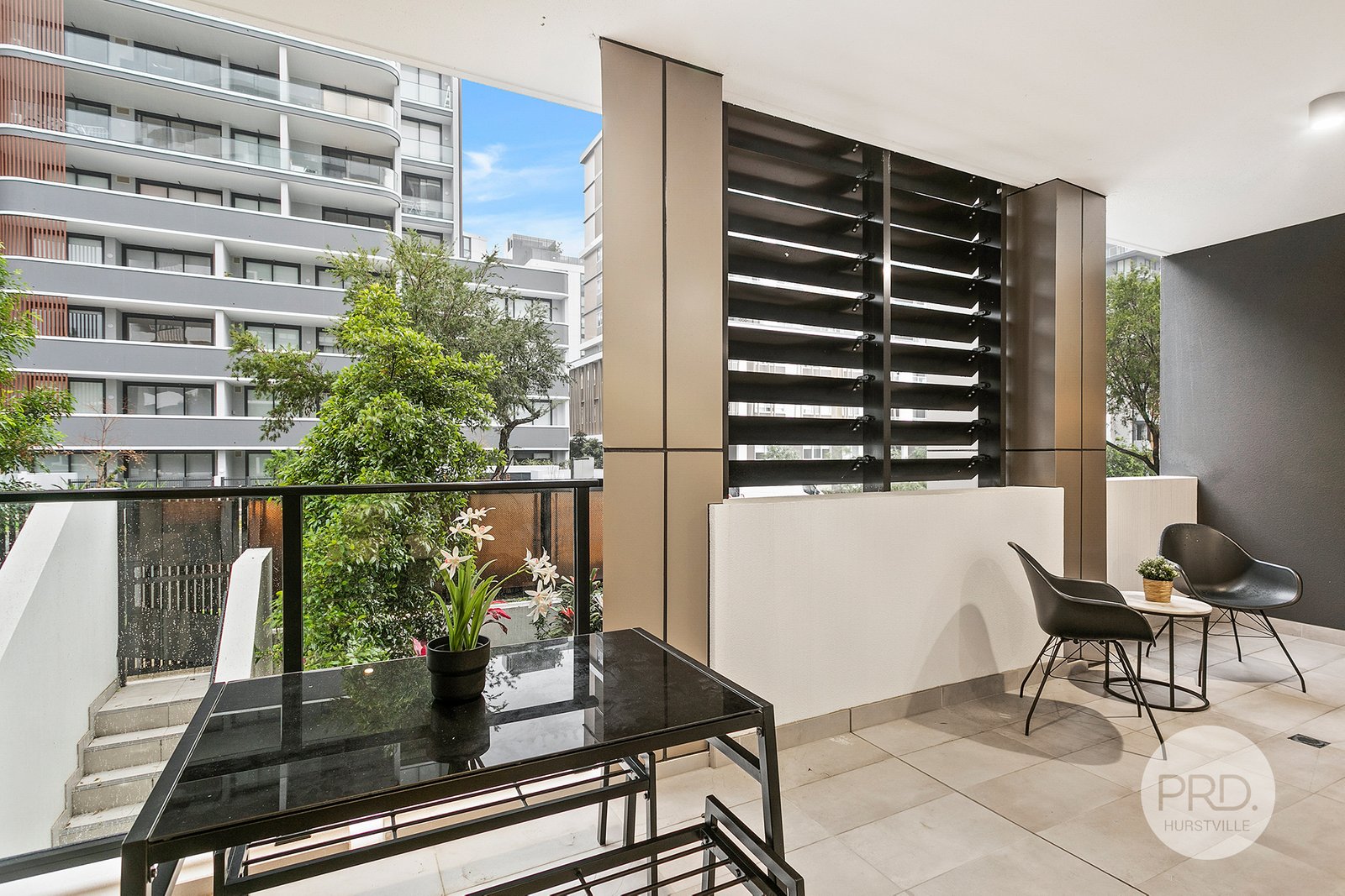 G04/79 Regent Street KOGARAH 2