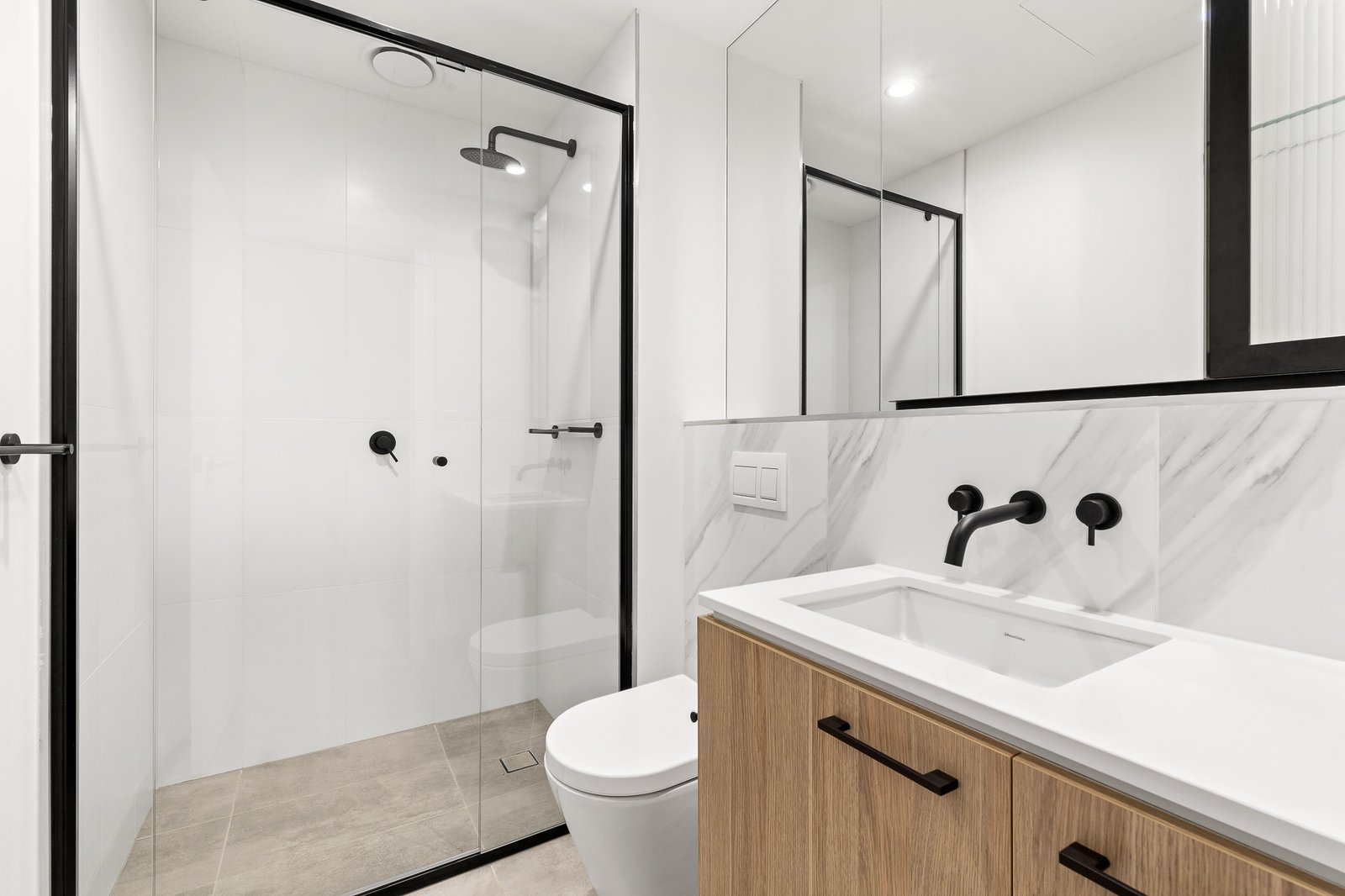 Gallery: G05/11 Bent Street