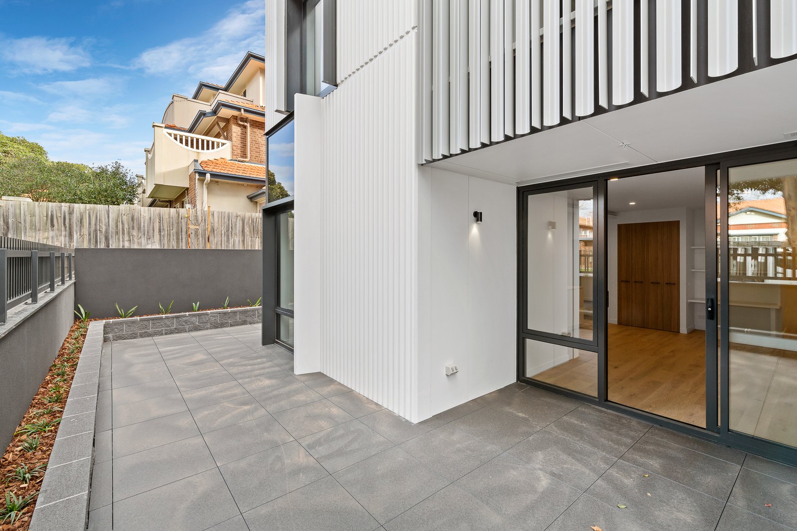 Gallery: G05/11 Bent Street