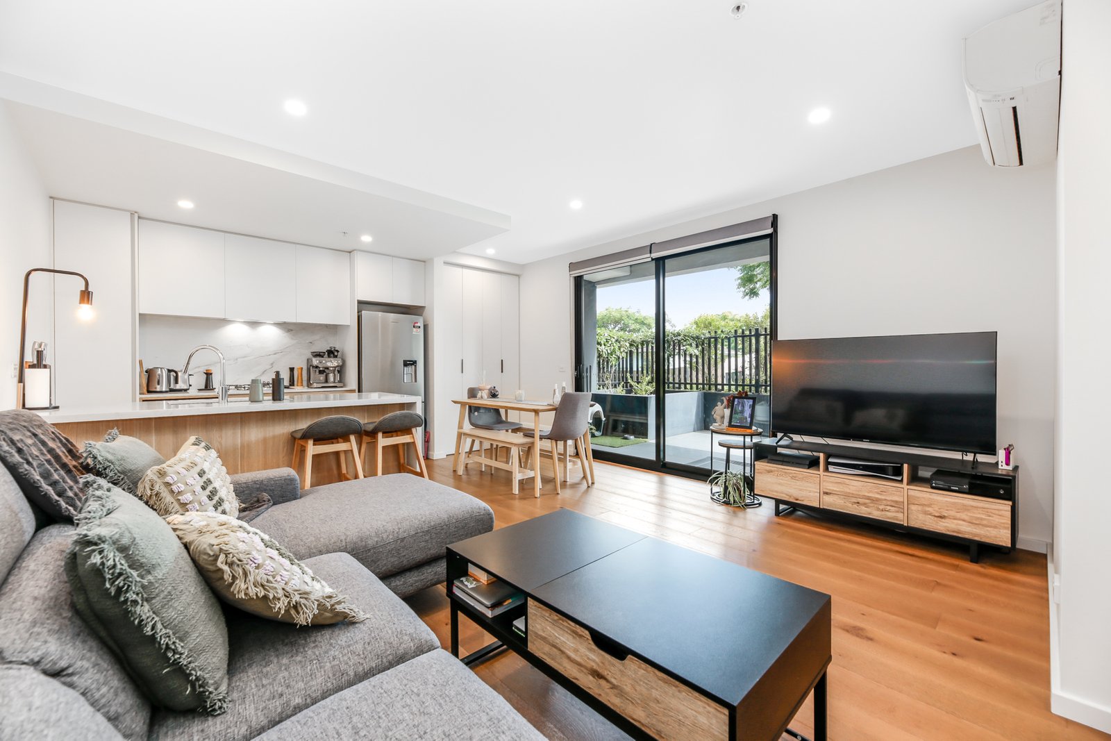 Gallery: G05/19 Collins Street