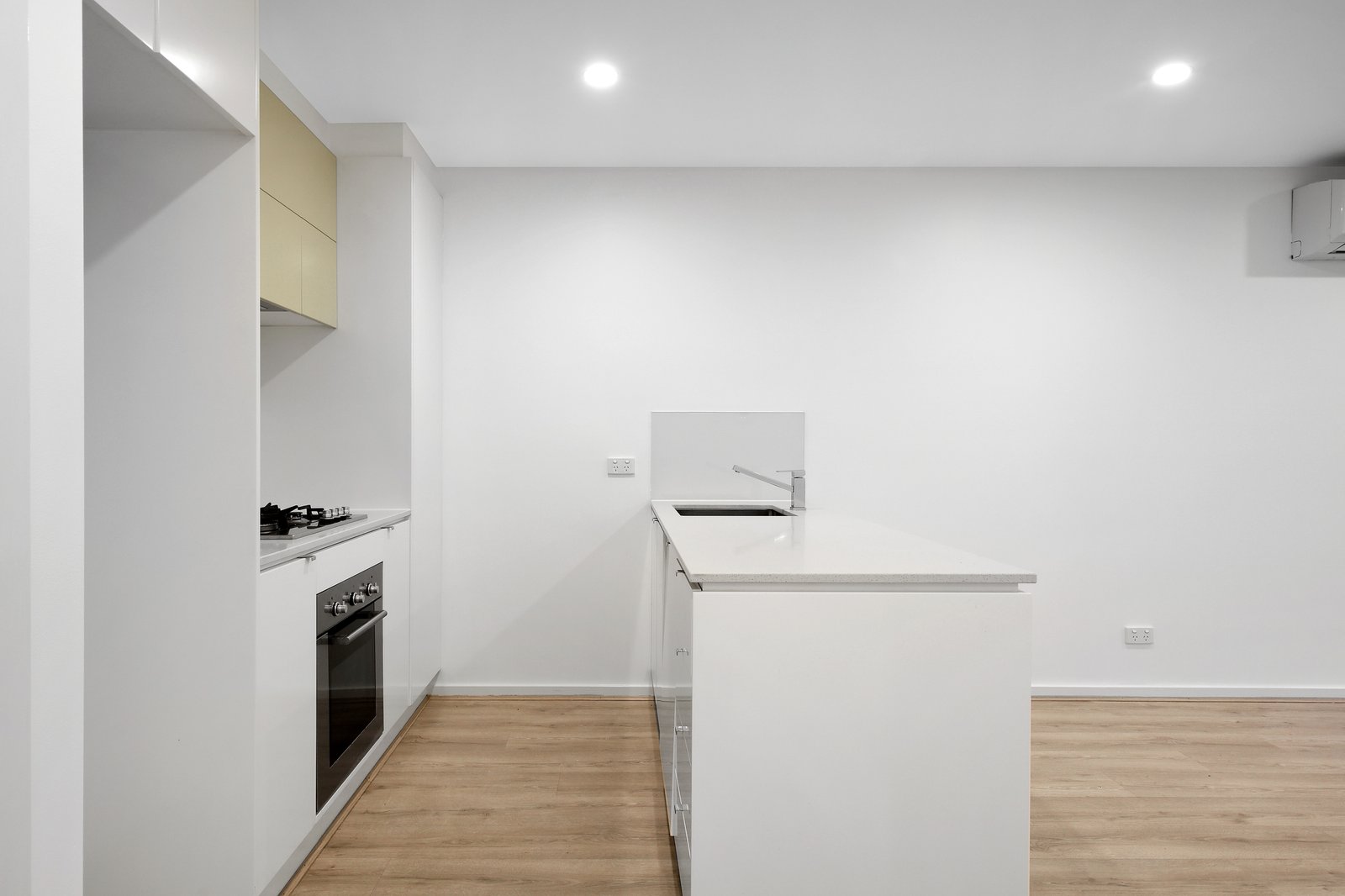 Gallery: G05/35 Tennyson Street