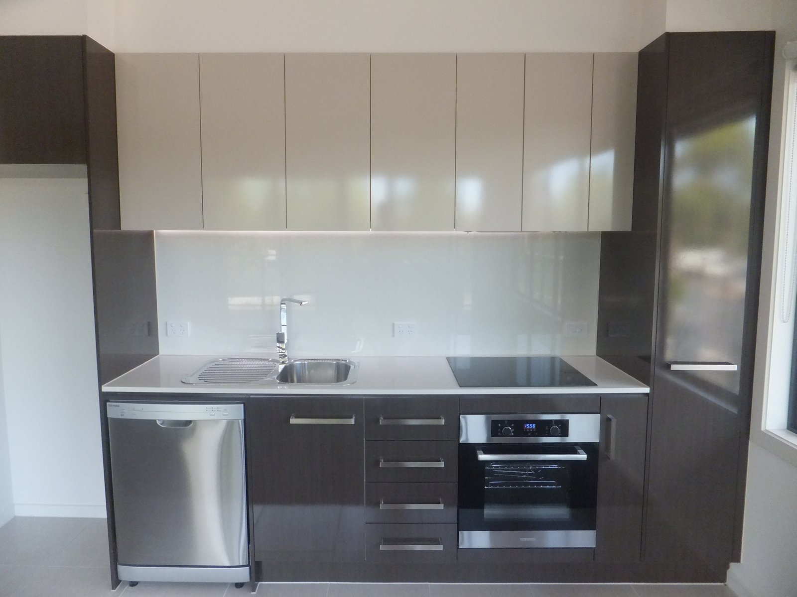 Gallery: G05/416-420 Ferntree Gully Road