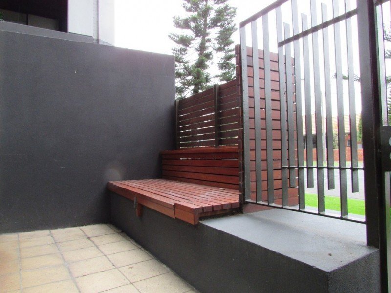Gallery: G06/15 Pickles Street