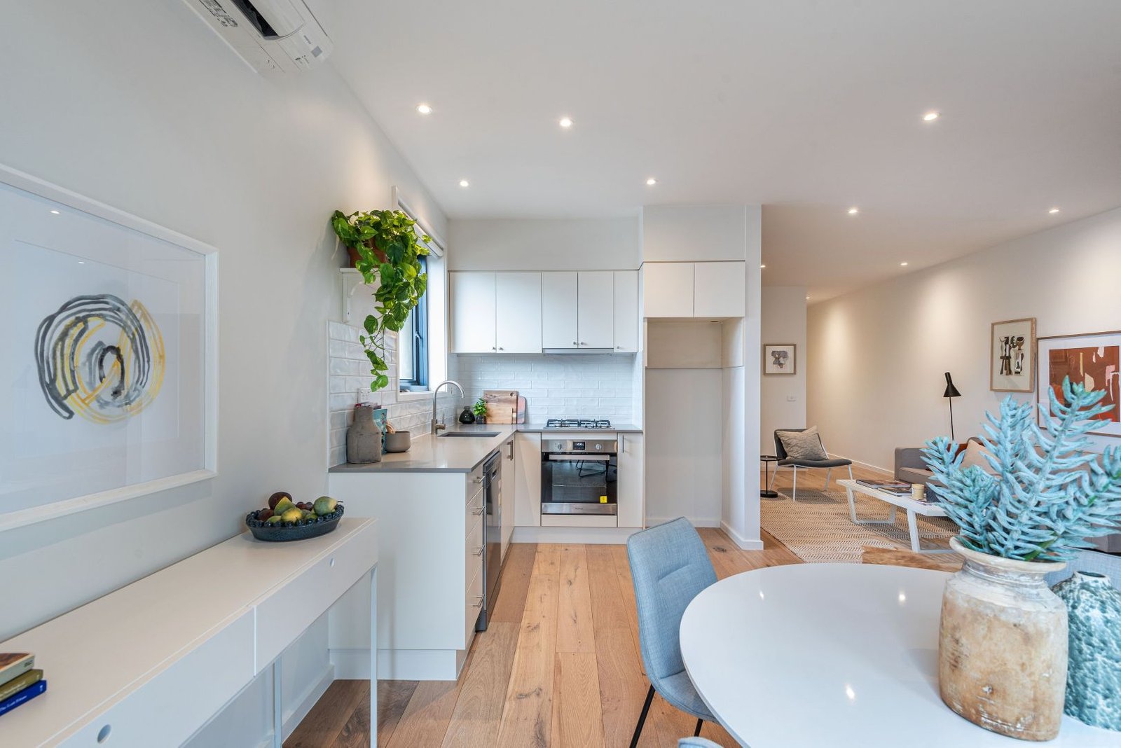 Gallery: g08/3-7A Alma Road