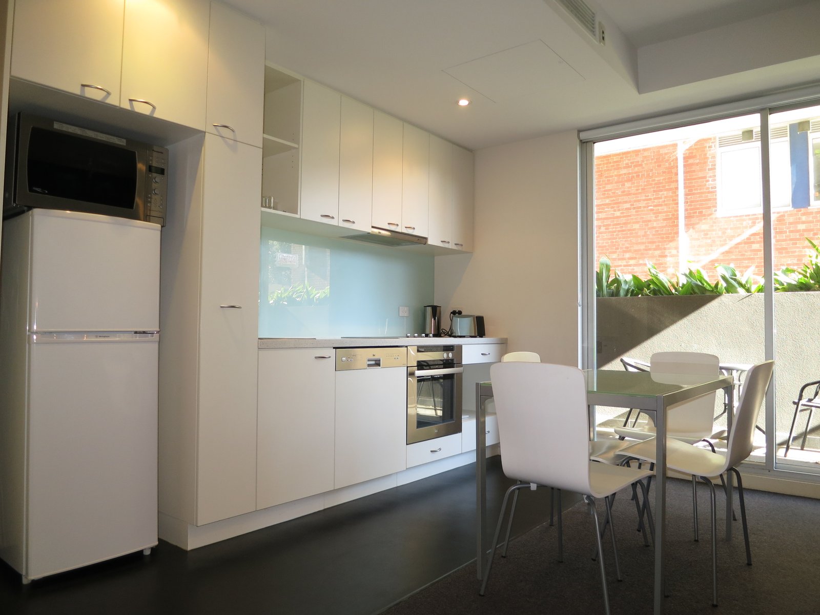 Gallery: G08/52 Dow Street