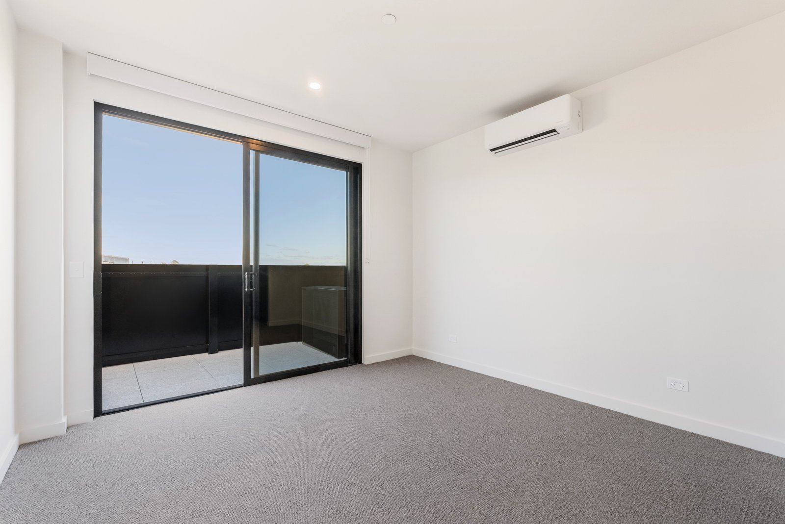 Real Estate and Property in G08/7-9 Nicholson Court, Clayton, VIC
