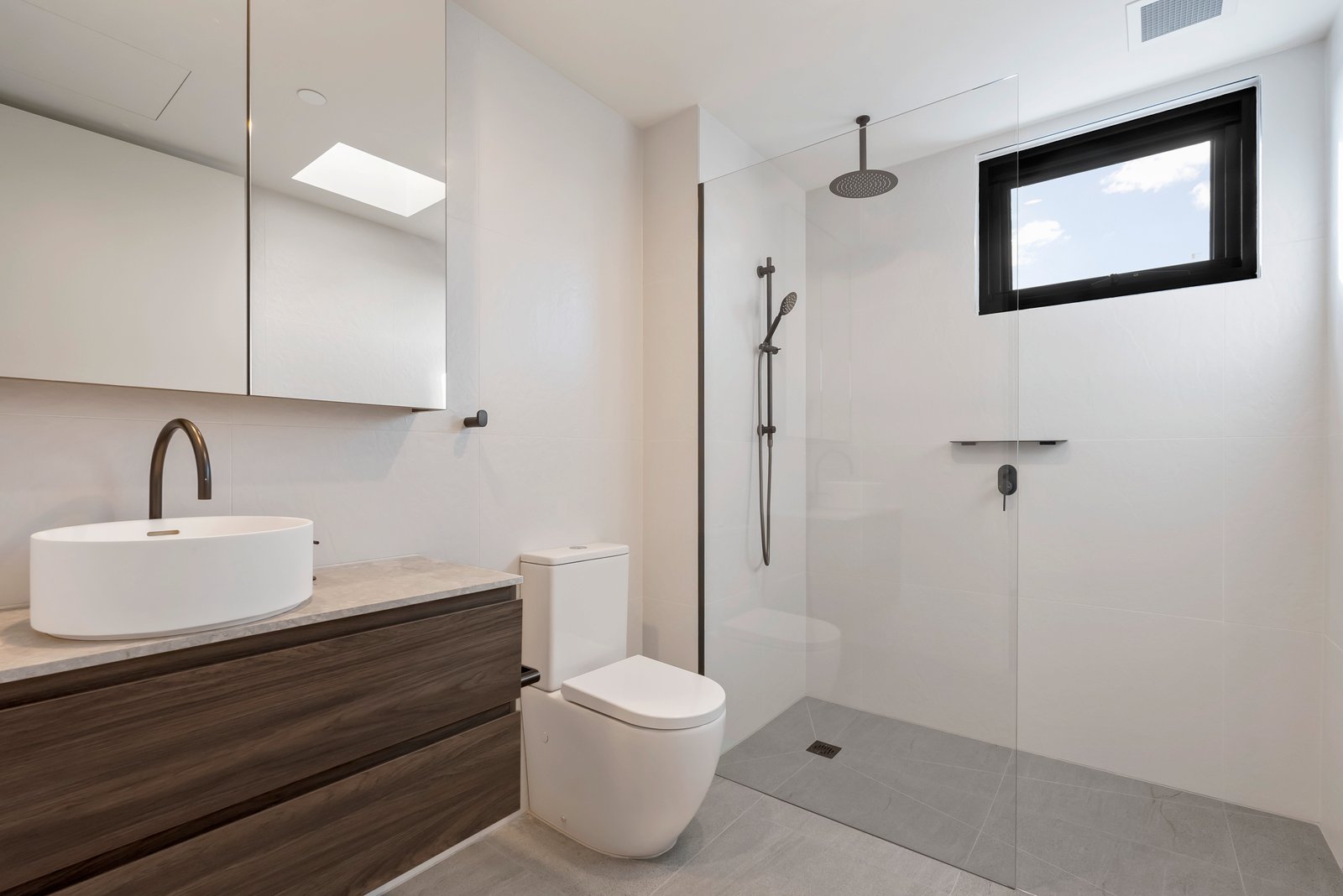 Real Estate and Property in G08/7-9 Nicholson Court, Clayton, VIC