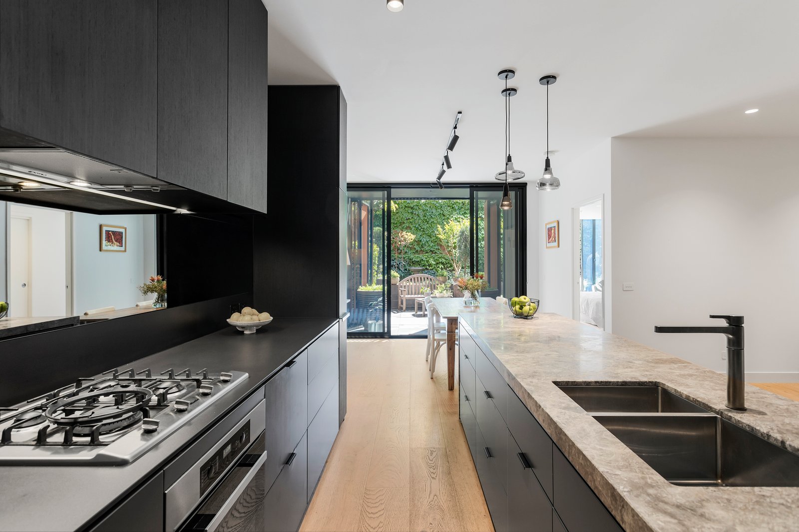 Real Estate and Property in G09/1045 Burke Road, Hawthorn East, VIC