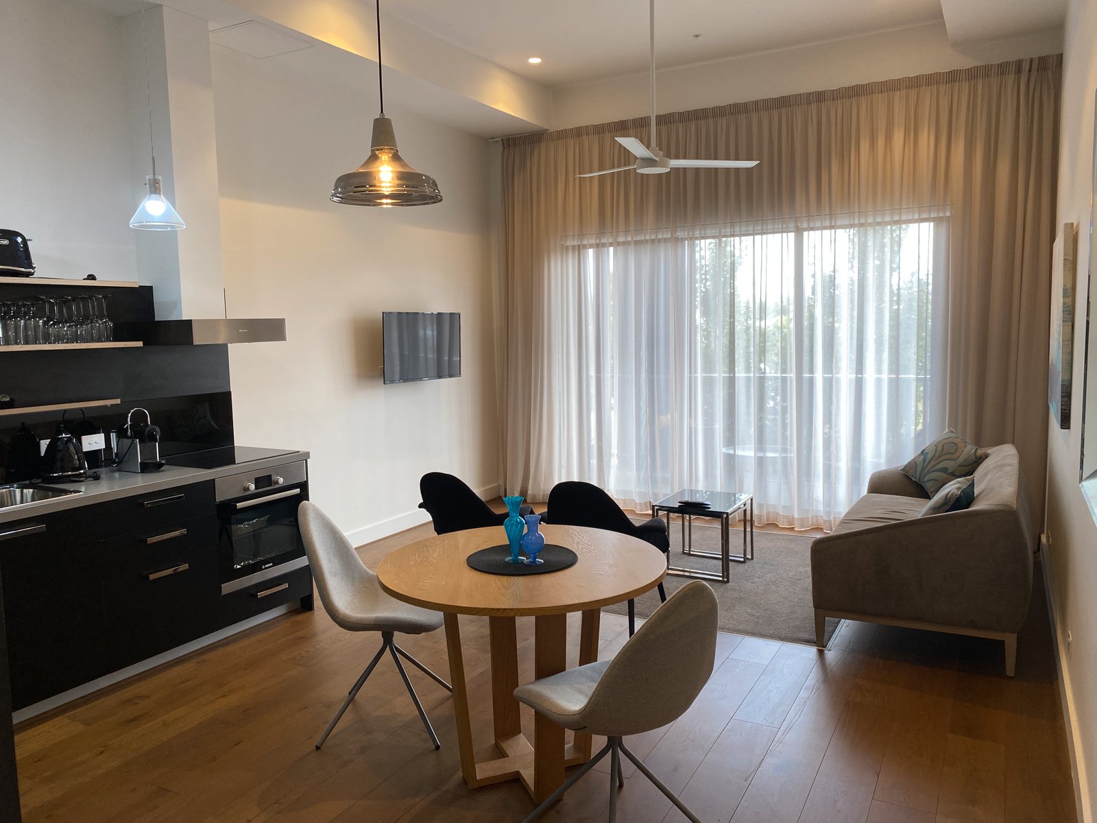Gallery: G10/312 Moorabool Street