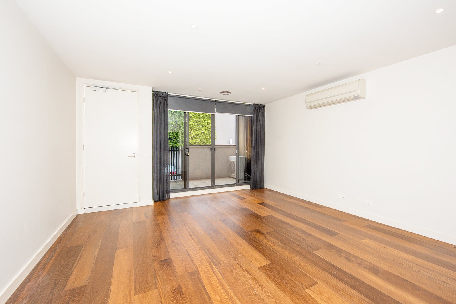 Gallery: G12/62-74 Argo Street
