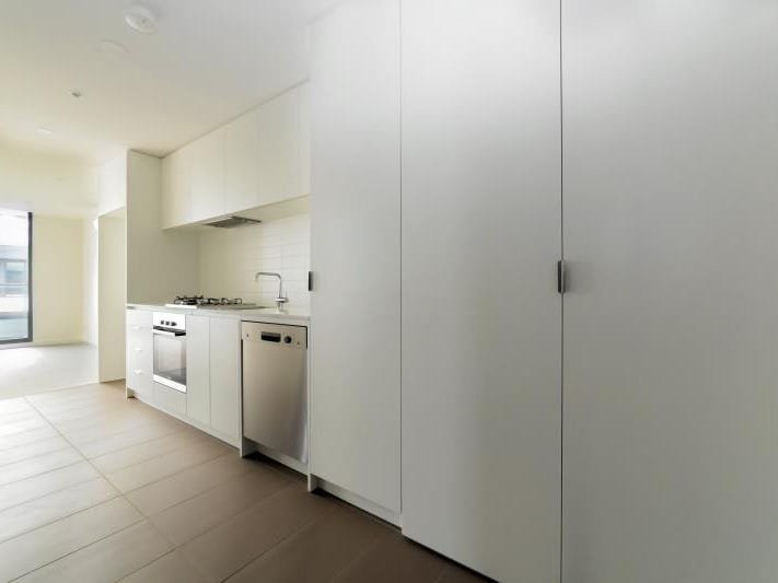 Gallery: G12/9 Hewitt Avenue