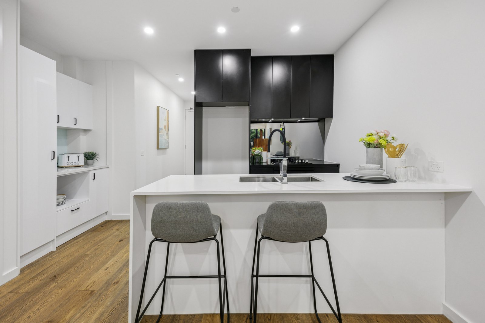 Gallery: G13/19 Hall Street
