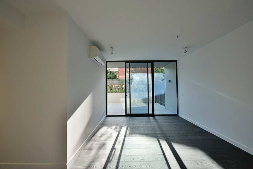 Gallery: G13/828 Burke Road