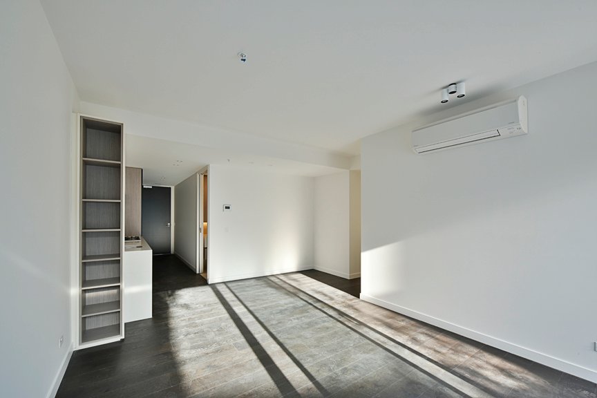 Gallery: G13/828 Burke Road