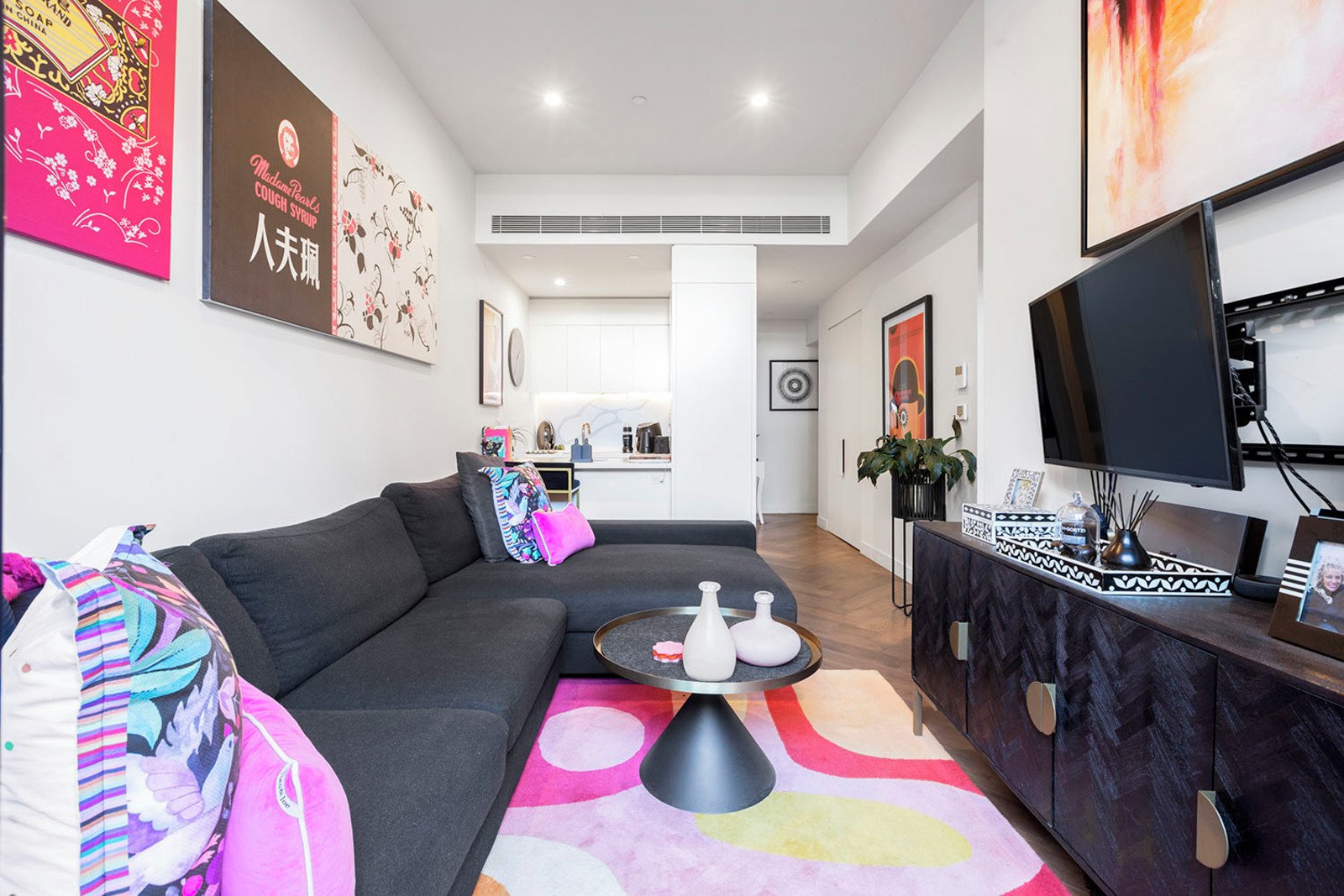 Gallery: G22/555 St Kilda Road