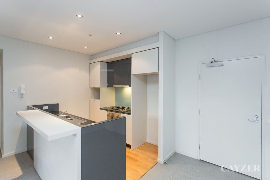 Gallery: G312/93 Dow Street