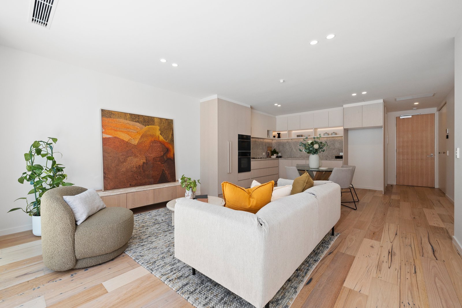 Gallery: G3/80 Orlando Street