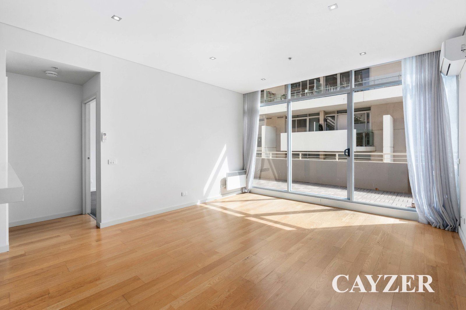 Gallery: G401/93 Dow Street
