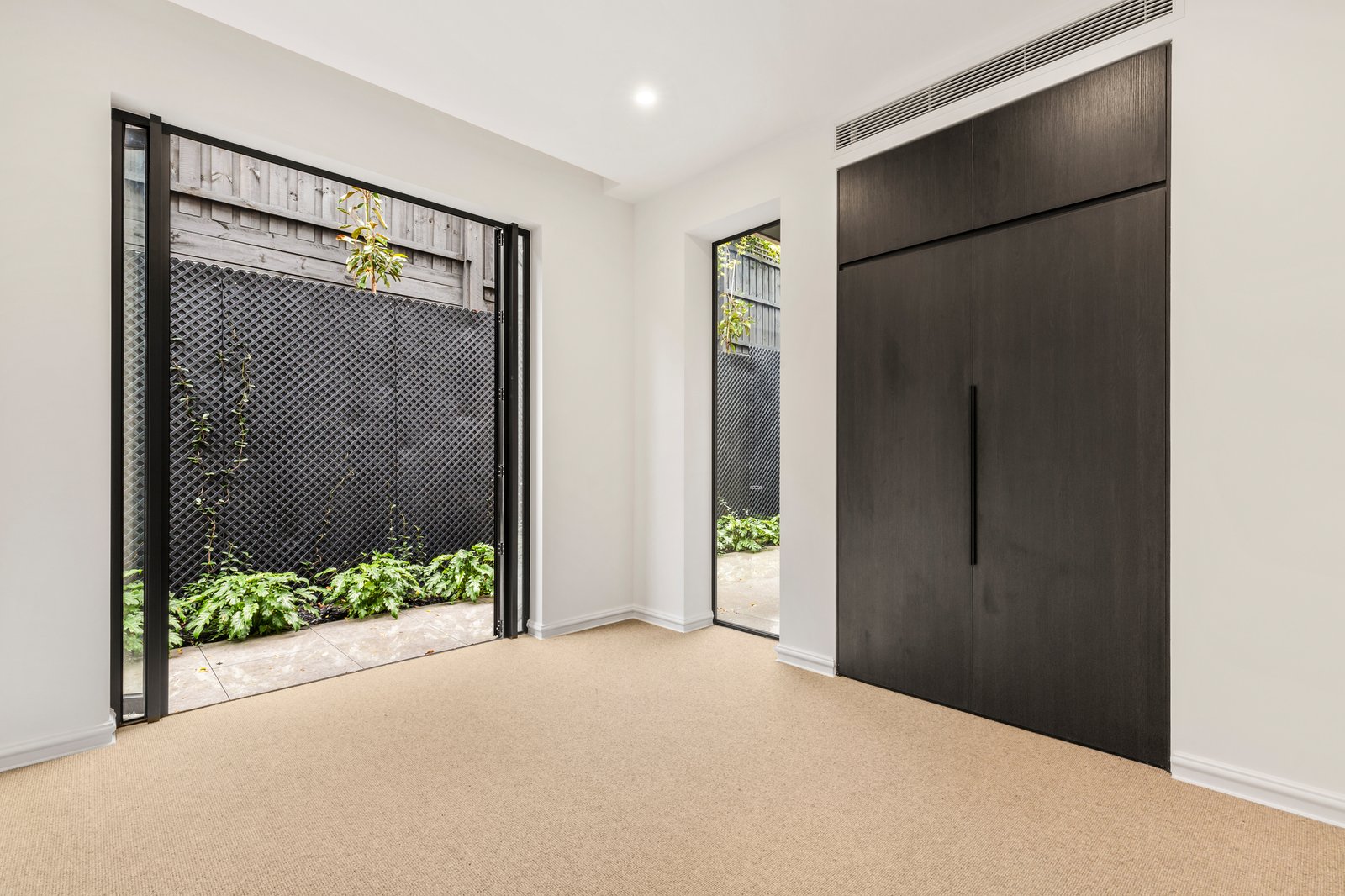 Gallery: G4/67 Well Street