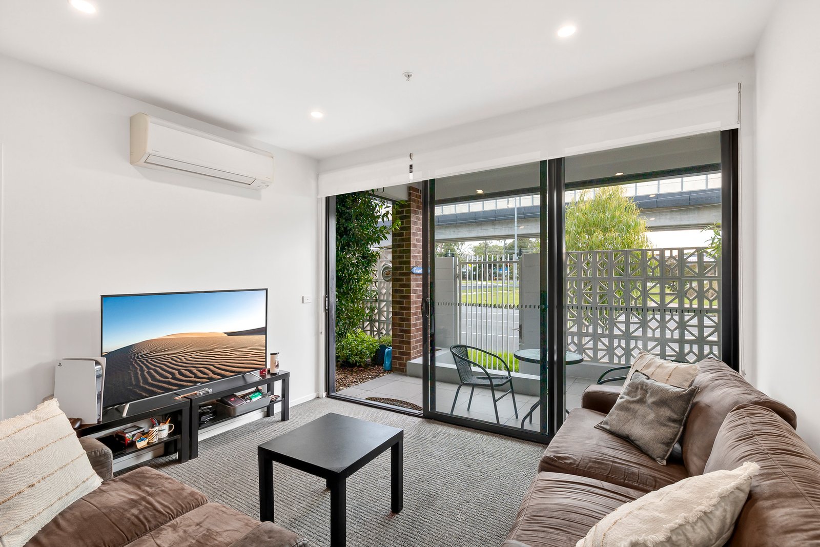 Gallery: g9/16 Lomandra Drive