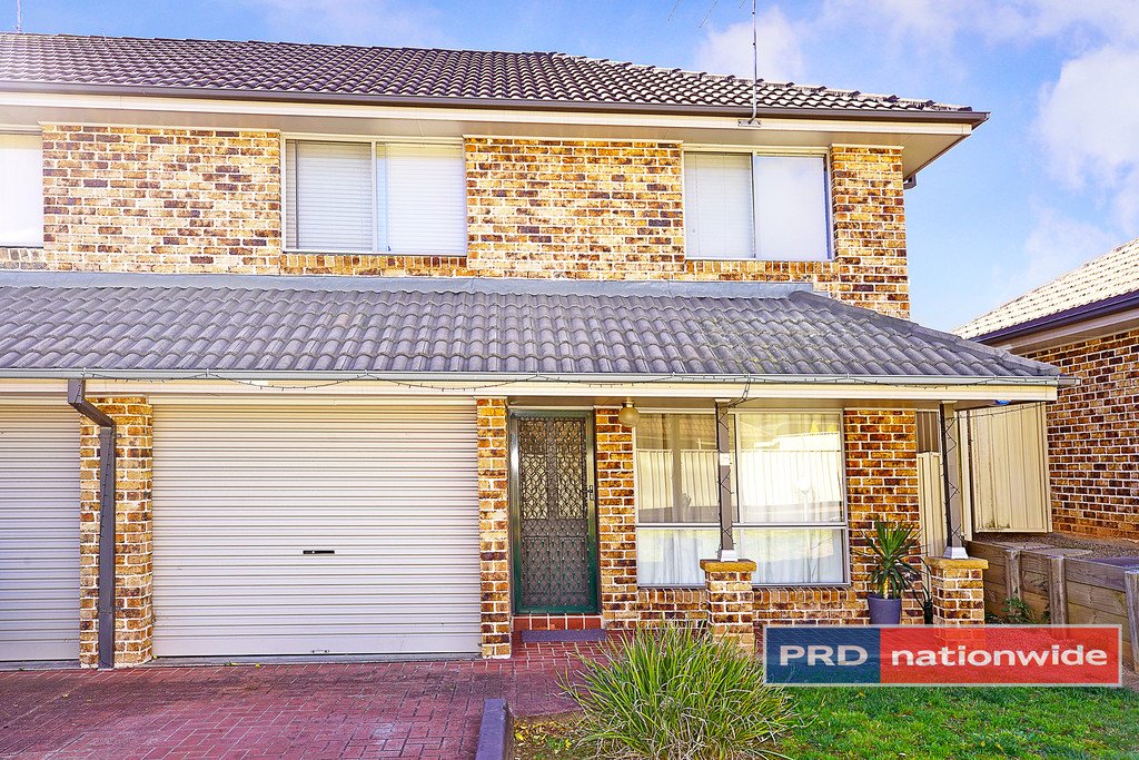  GLENMORE PARK 1