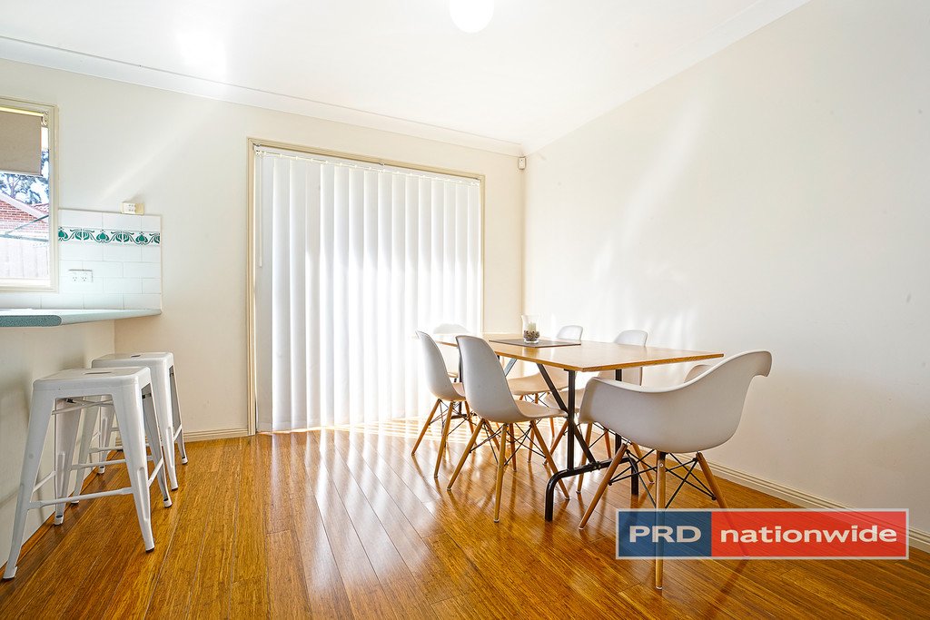  GLENMORE PARK 6