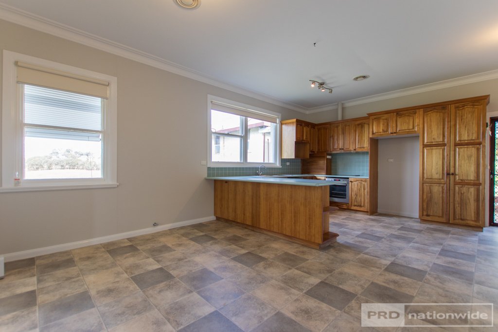 "Greenbank" 2847 Snowy Mountains Highway ADELONG 8