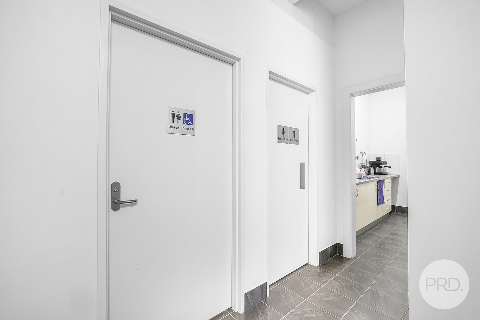 Ground Floor Suite 4, 179 Marius Street TAMWORTH 9