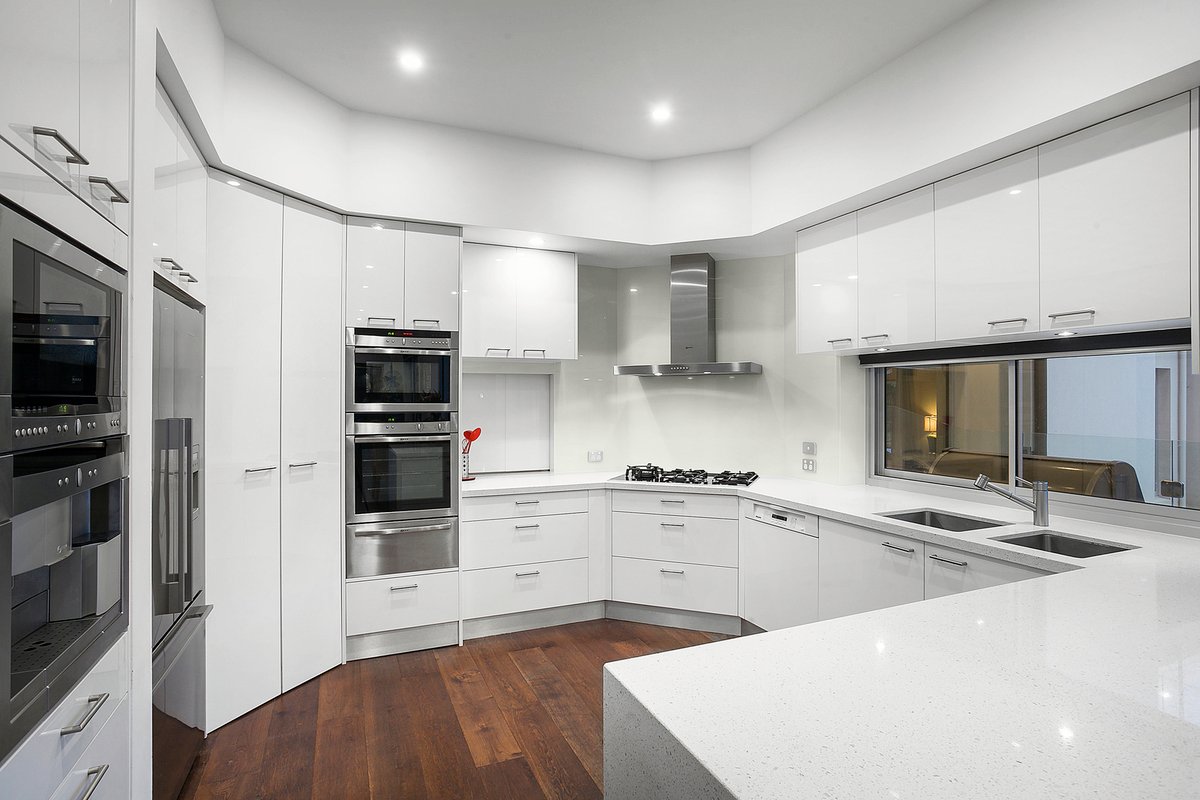 Real Estate and Property in Hawthorn, VIC